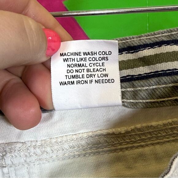 Hydraulic, Cream Cropped Pants. Size 13/14. In excellent condition! - Picture 7 of 7